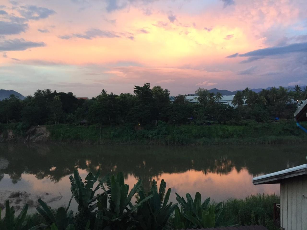 Mao Phasok Riverside Guesthouse Luangprabang Kültér fotó