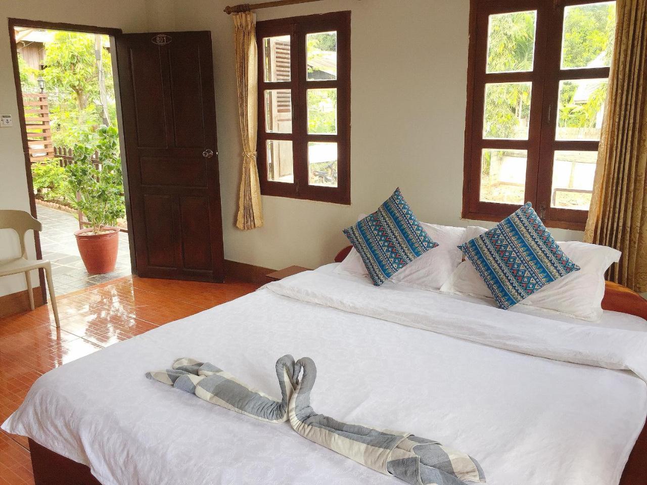 Mao Phasok Riverside Guesthouse Luangprabang Kültér fotó