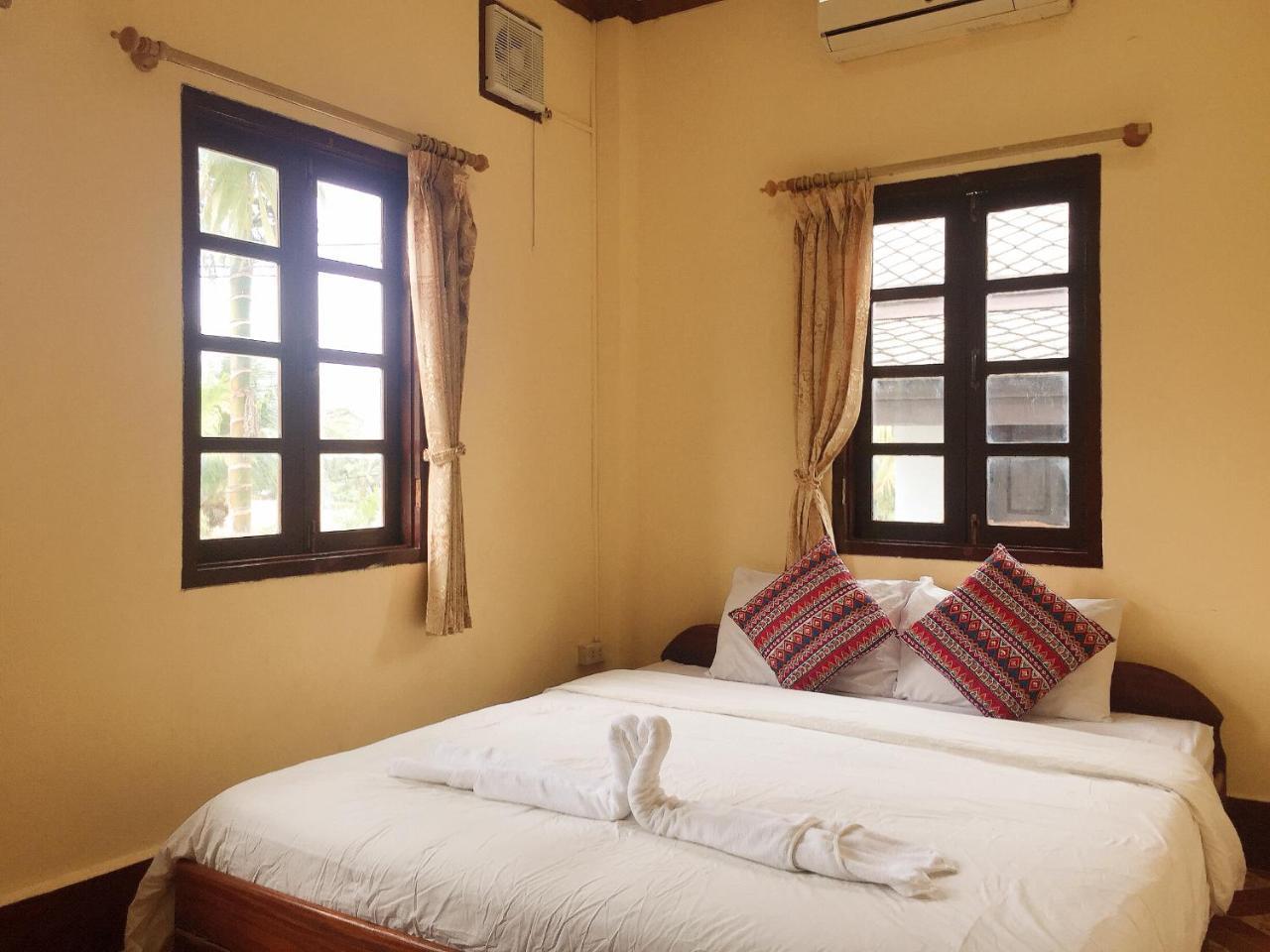 Mao Phasok Riverside Guesthouse Luangprabang Kültér fotó