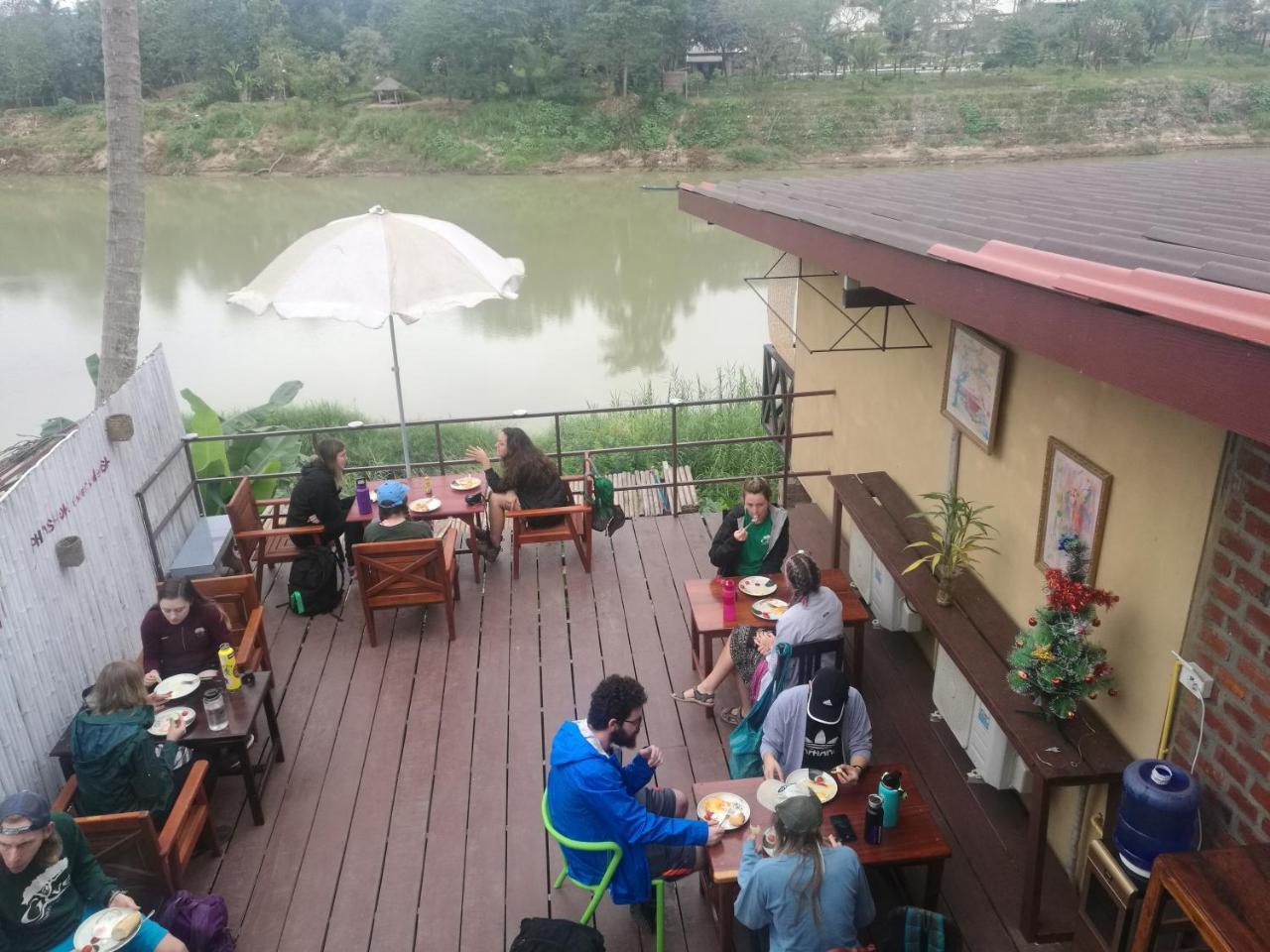 Mao Phasok Riverside Guesthouse Luangprabang Kültér fotó