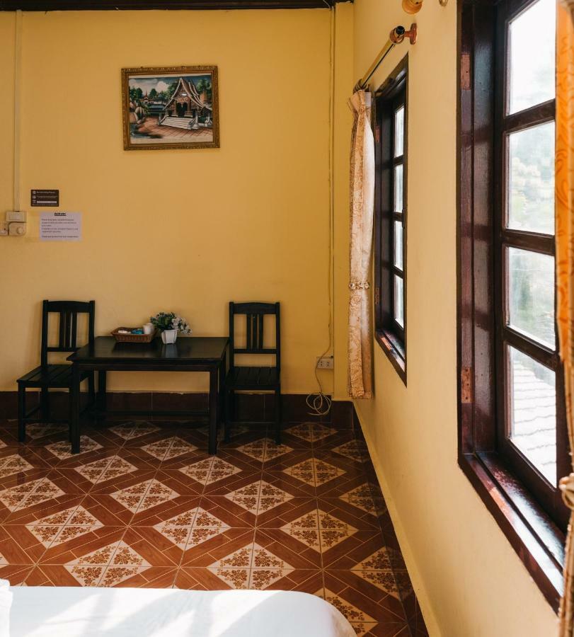 Mao Phasok Riverside Guesthouse Luangprabang Kültér fotó