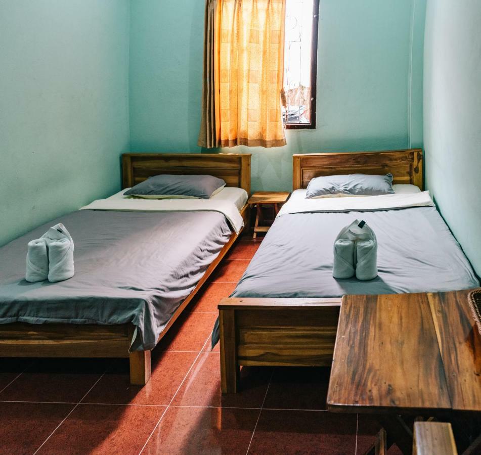 Mao Phasok Riverside Guesthouse Luangprabang Kültér fotó
