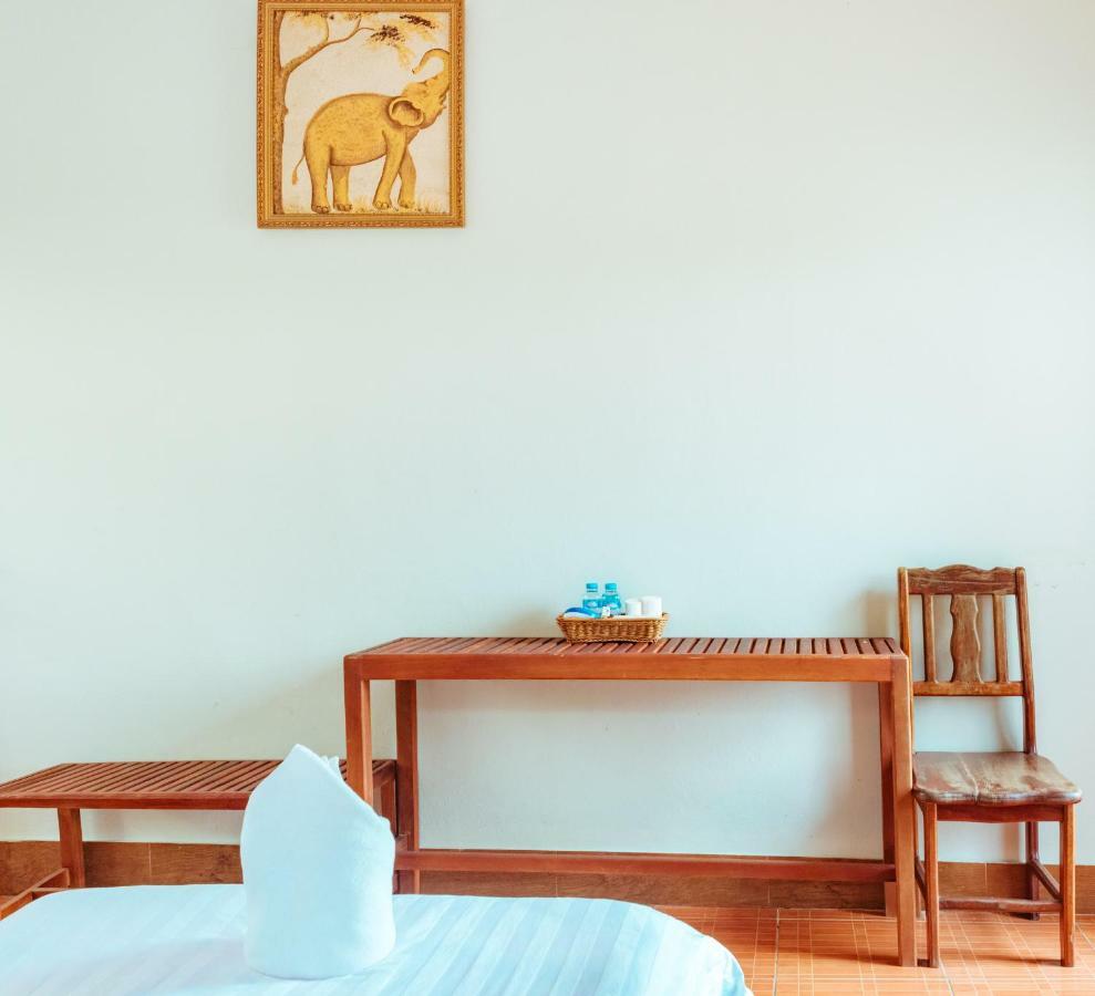 Mao Phasok Riverside Guesthouse Luangprabang Kültér fotó